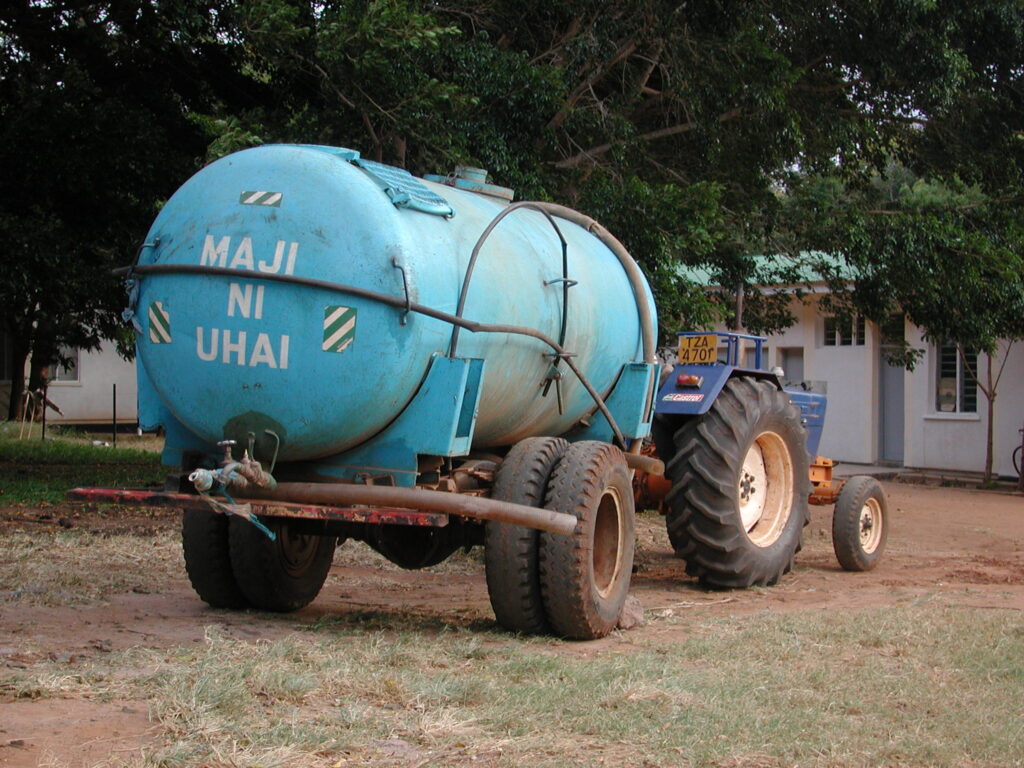 Maji ni uhai ('water is life' in Swahili), Same